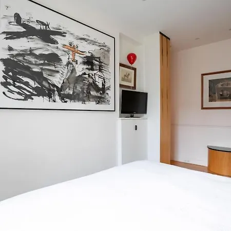Chic Flat 2 Georges V
