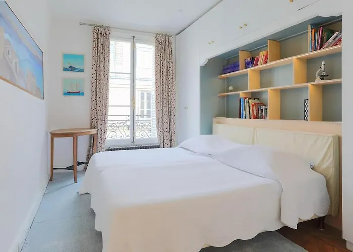 Chic Flat 2 Georges V Paris